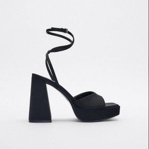 Zara Chunky High Heeled Platform Square Toe Ankle Strap Sandals (Size: 6.5)